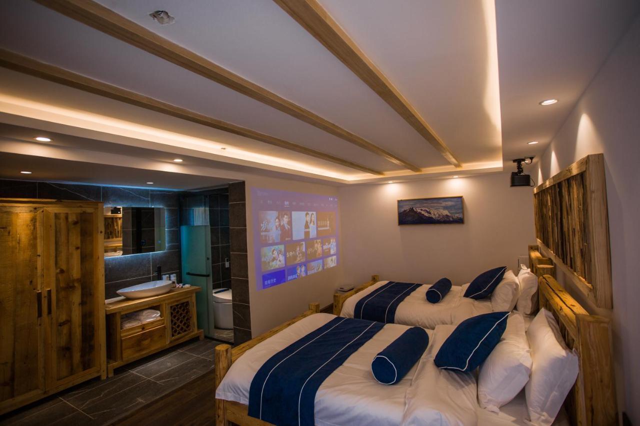 Lijiang Yunqi Holiday Guesthouse ภายนอก รูปภาพ