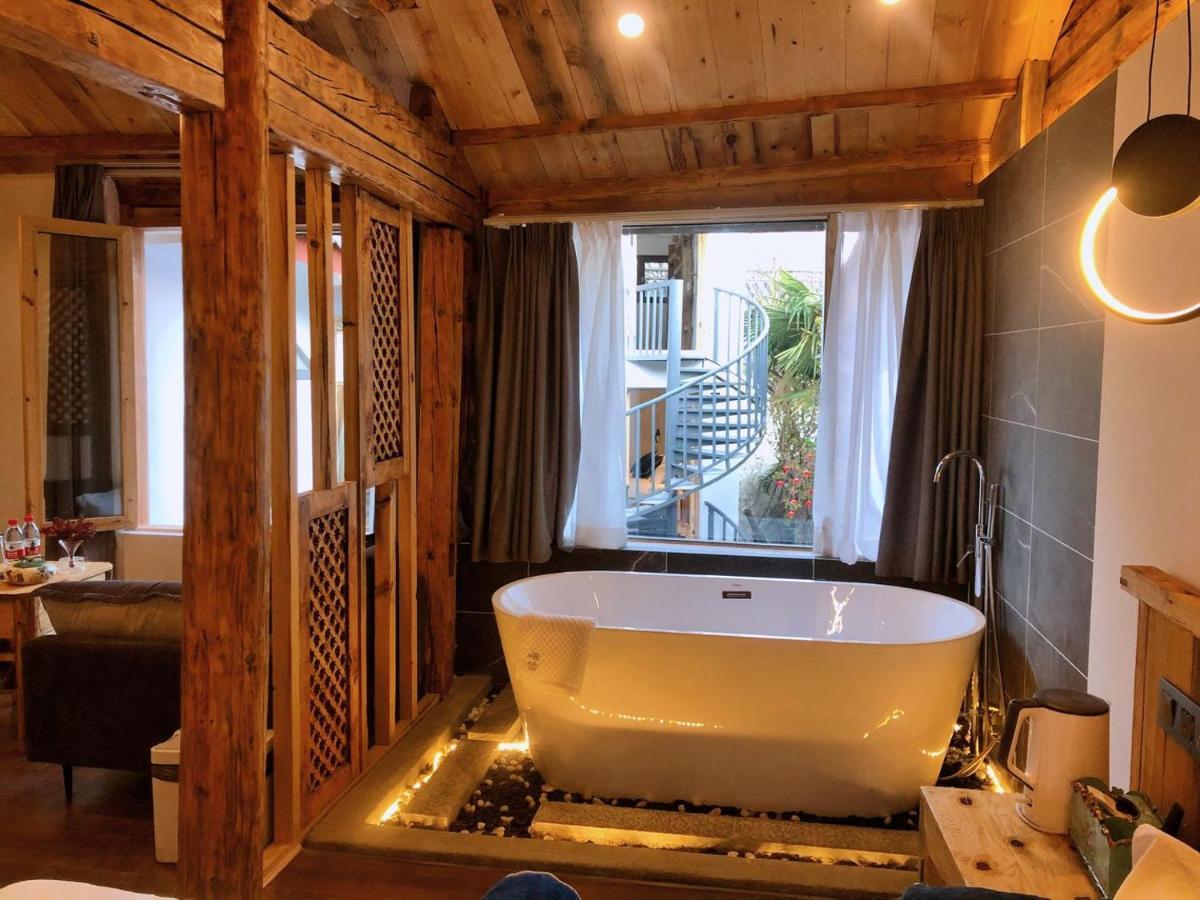 Lijiang Yunqi Holiday Guesthouse ภายนอก รูปภาพ