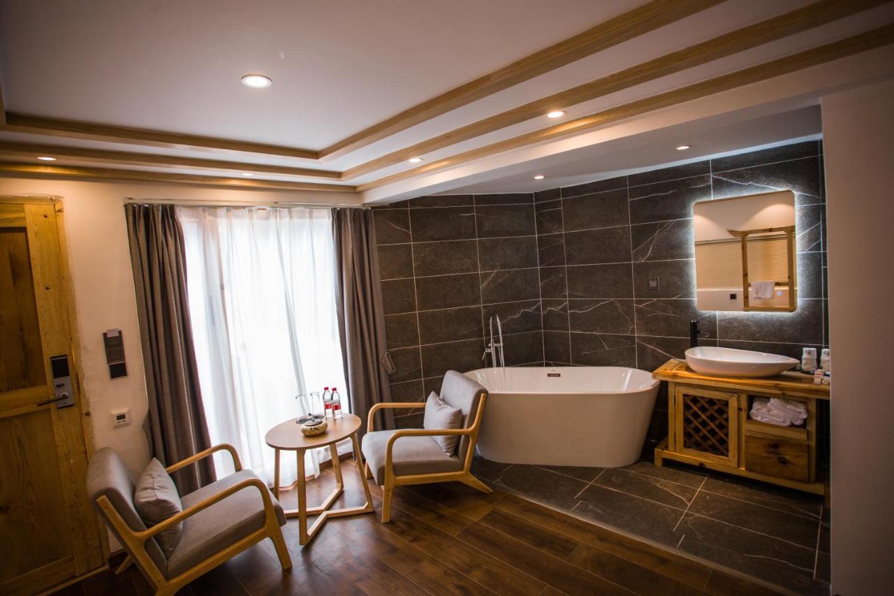 Lijiang Yunqi Holiday Guesthouse ภายนอก รูปภาพ