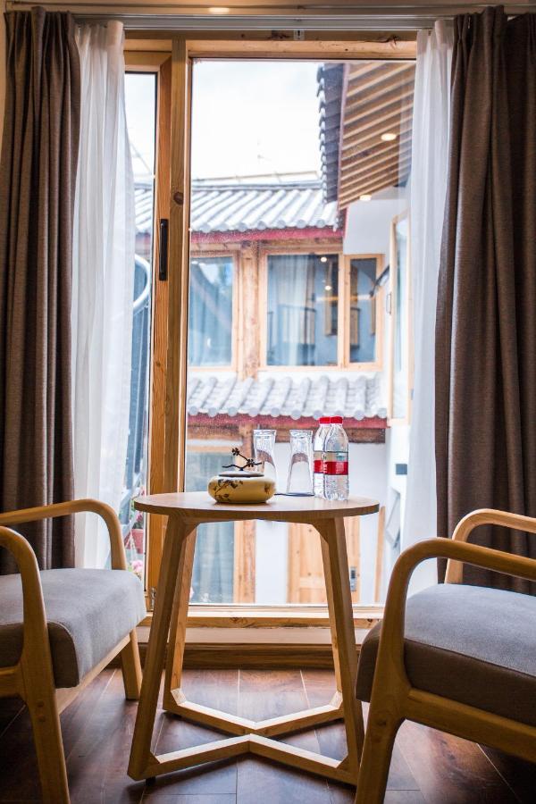 Lijiang Yunqi Holiday Guesthouse ภายนอก รูปภาพ